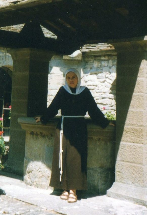 Suor-Francesca